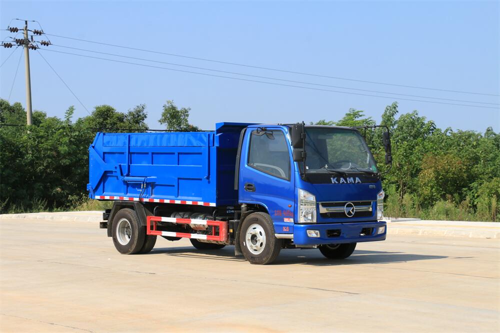 8方對(duì)接式垃圾車-凱馬福運(yùn)8方對(duì)接式垃圾車